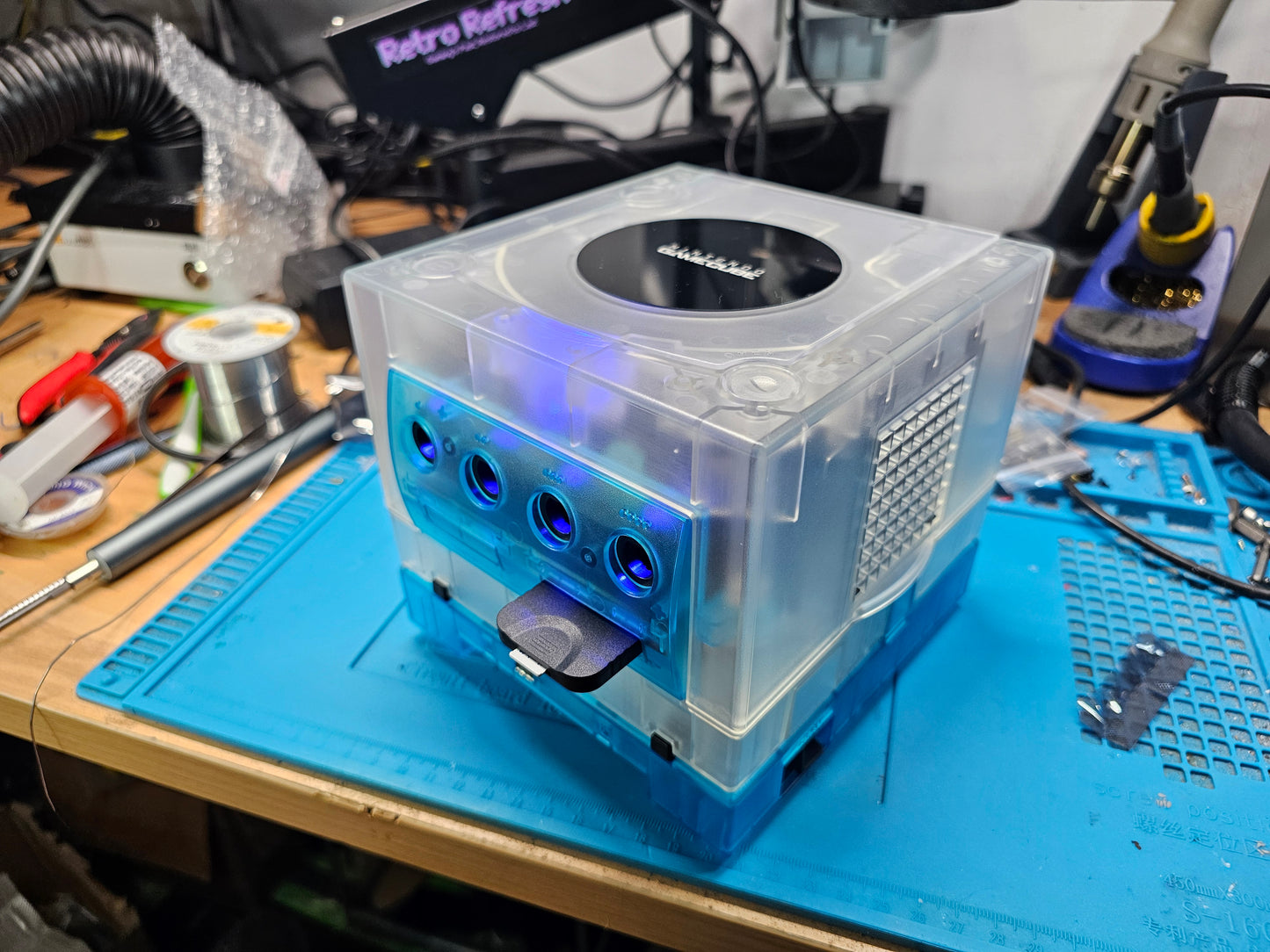 GameCube Prestige Pro - Glacier with Gameboy Player